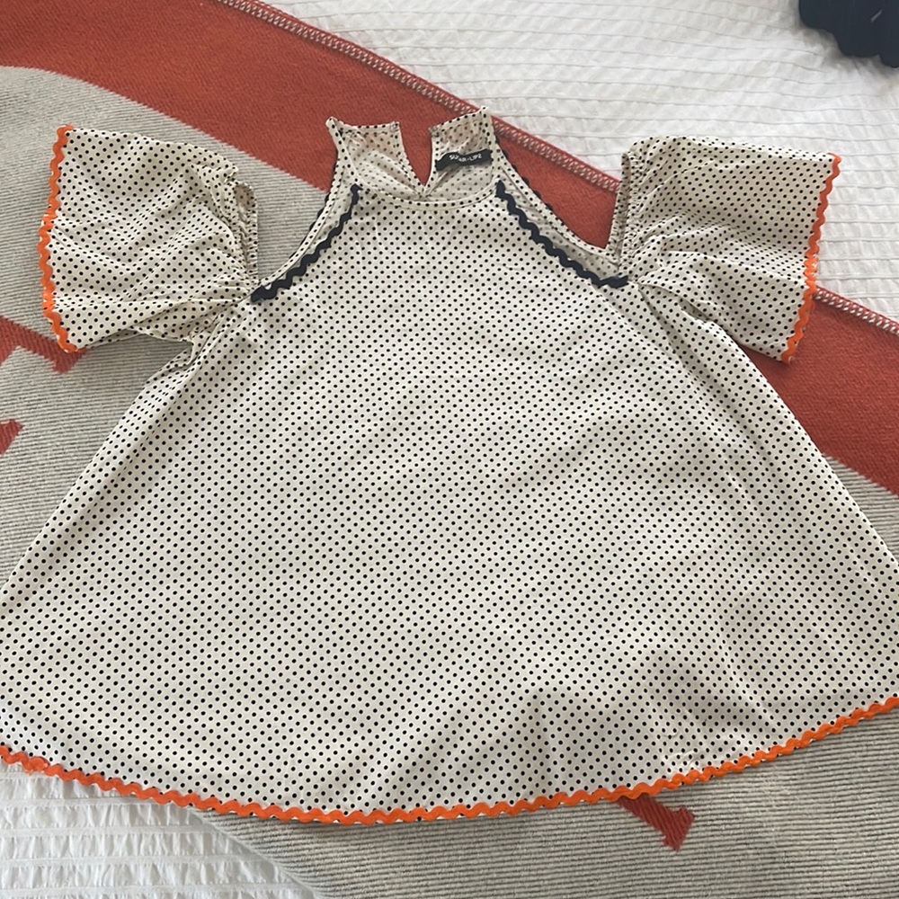 NWOT off the should Polka-Dot Top by SUGAR LIPS.